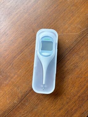 Mira Digital Thermometer in White